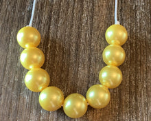 Load image into Gallery viewer, Yellow Pearl Bubblegum Necklace
